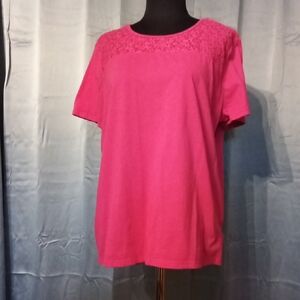 Jaclyn Smith Fuchsia Short Sleeve Top